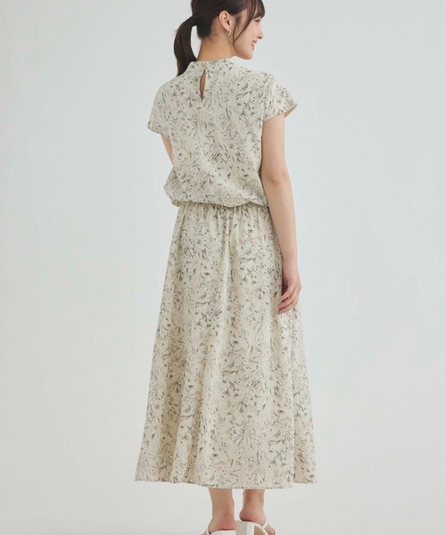 313新品 TO BE CHIC フラワープリントワンピース 花柄 42 セール】 【大人百花 夏号掲載アイテム】【80周年記念アイテム