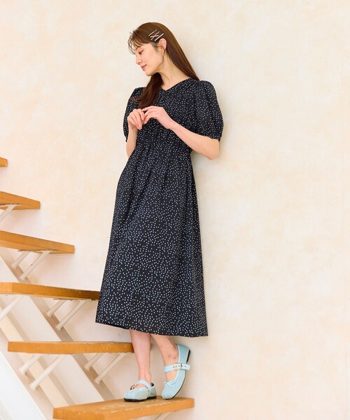 Feroux（フェルゥ） ワンピース 「洗える」ギャザーデザイン