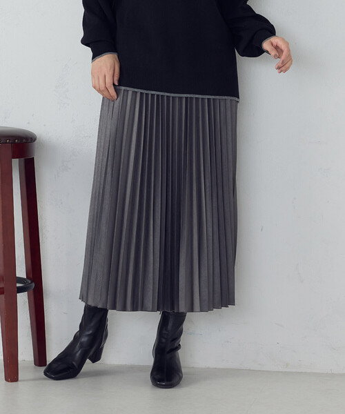 COMME CA ISM（コムサイズム） スカート エンボス加工プリーツスカート