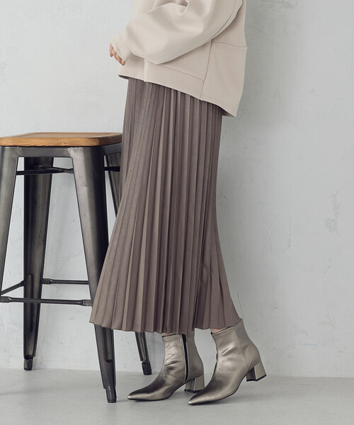 COMME CA ISM（コムサイズム） スカート エンボス加工プリーツスカート