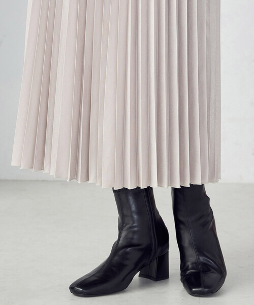 COMME CA ISM（コムサイズム） スカート エンボス加工プリーツスカート