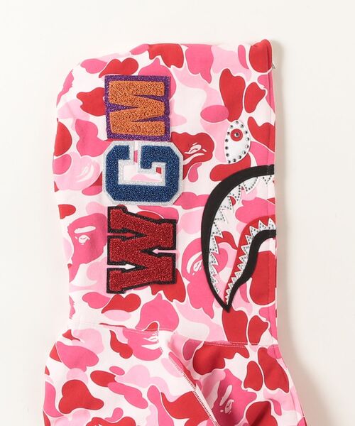 A BATHING APE　ダブルジップパーカー　レディース　エイプ　BAPE A BATHING APE（アベイシングエイプ） パーカー ABC CAMO CRYSTAL