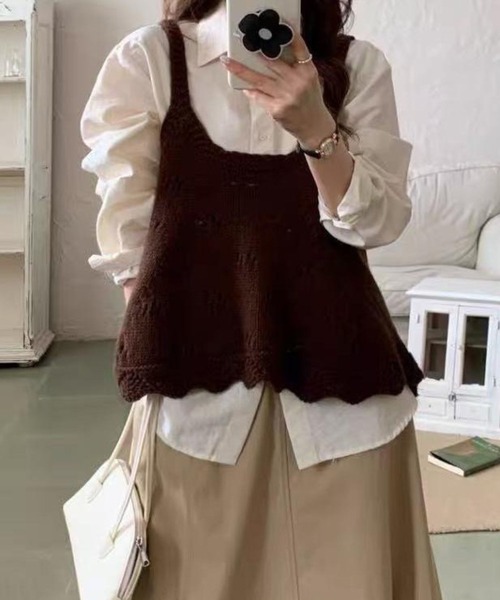 the row ニットキャミソール CADBURY（キャドバリー） キャミソール Uネックカギ編みニット