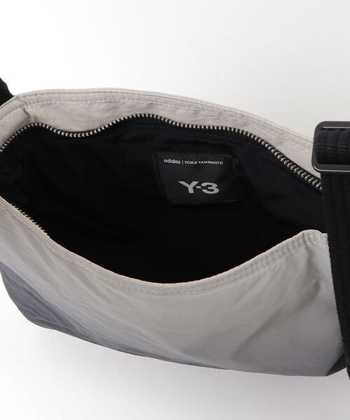 「Y-3」 ショルダーバッグ ONE SIZE グレー メンズ_画像4