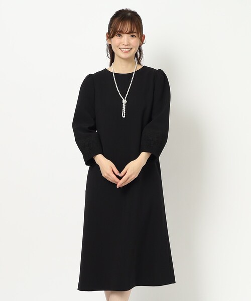LAURA ASHLEY フレンチ袖ひざ丈ワンピース 7号 ブラック