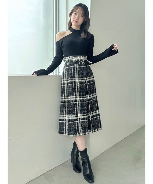dazzlin バリエIラインミディスカート 完売品 試着のみ美品 dazzlin バリエIラインミディスカート 完売品 試着のみ美品