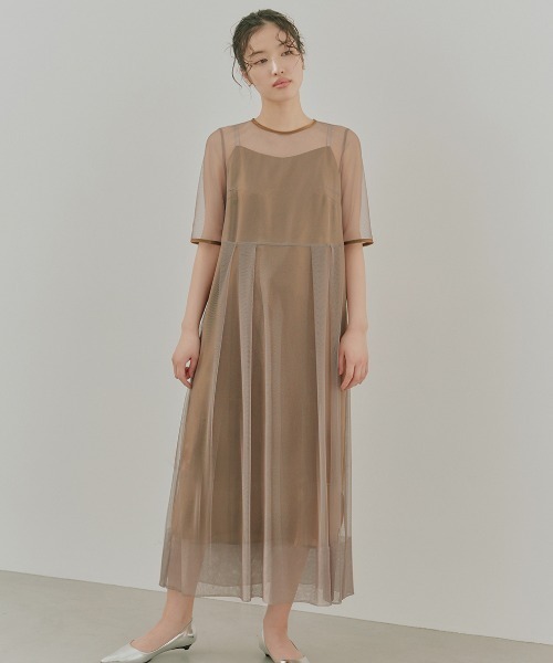 Kaene ドレス セール】kaene エンボスフラワードットミックスドレス