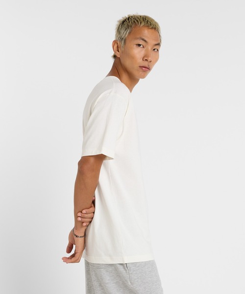 Tシャツ・カットソー New Balance IT578BK 8549123_l.jpg?impolicy=ogp