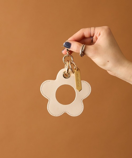 Hashibami（ハシバミ） キーホルダー 「HASHIBAMI」フラワー型チャーム