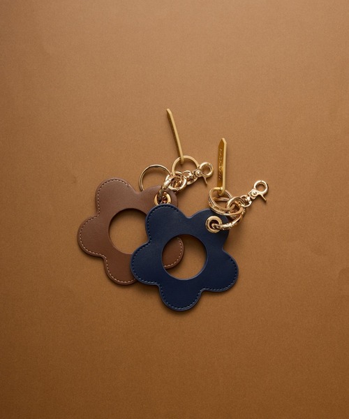 Hashibami（ハシバミ） キーホルダー 「HASHIBAMI」フラワー型チャーム