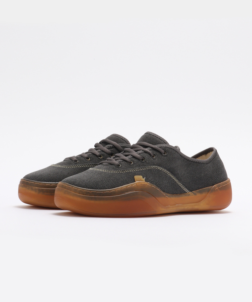 ERL（イーアールエル） スニーカー UNISEX CAMINO LOW SKATE SNEAKERS