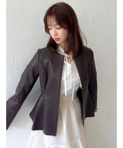 RINDA　ぺプラムグレー dazzlin ブラウス シャツ デコルテオープンペプラムブラウス