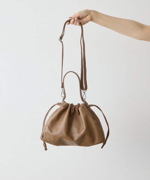 ear PAPILLONNER（イア パピヨネ） ショルダーバッグ バッグ レザー