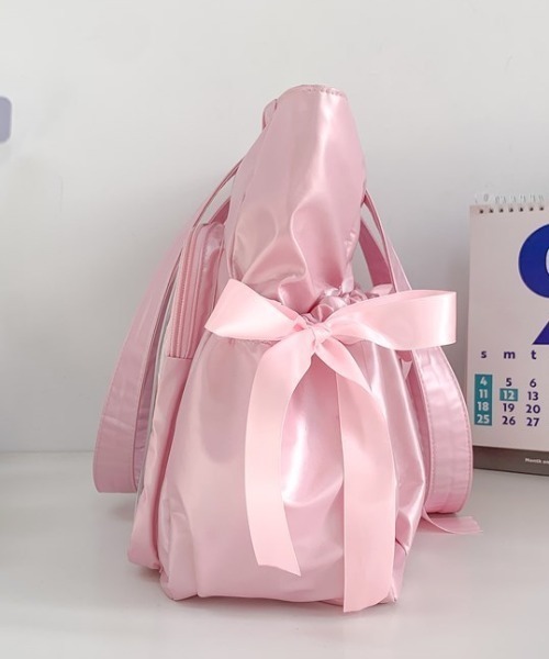 ANTEPRIMA　サテンリボントートバッグ トートバッグ サテンリボン痛バッグ レディース : ZOZOTOWN