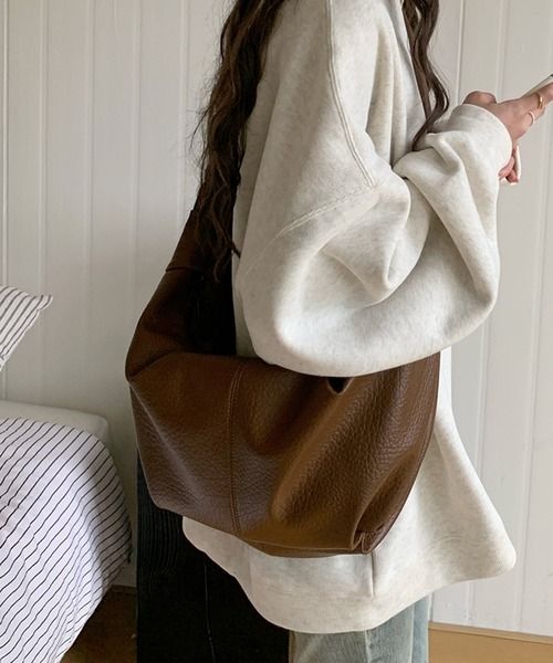 folka.（フォルカ） ショルダーバッグ バッグ 8B38 ノットデザイン