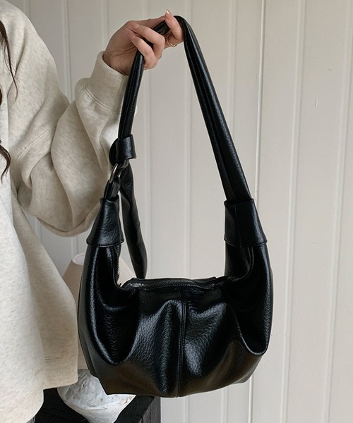 folka.（フォルカ） ショルダーバッグ バッグ 8B38 ノットデザイン