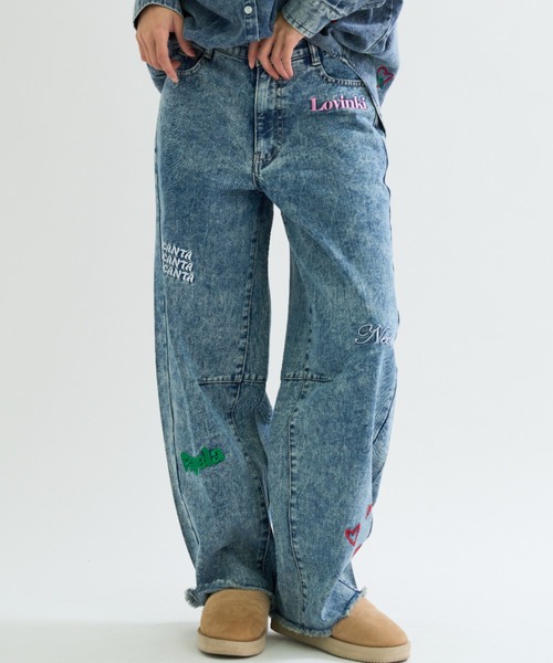 A.D.C.L. ジーンズ デニム デニムパンツ 刺繍入り バレルシルエット