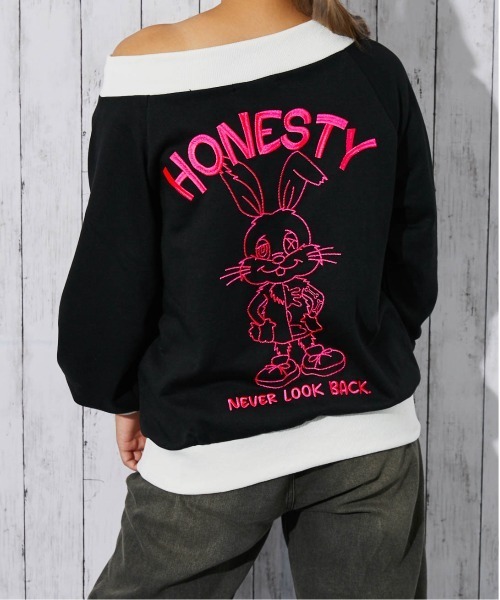 トレーナー スウェット 「オフショル×バックうさぎ刺繍」レディース 裏