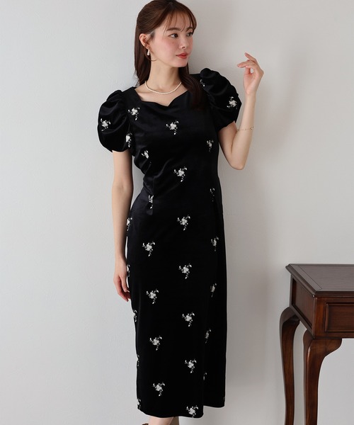 BLUEEAST（ブルーイースト） ドレス フラワー刺繍ハートネックベロア