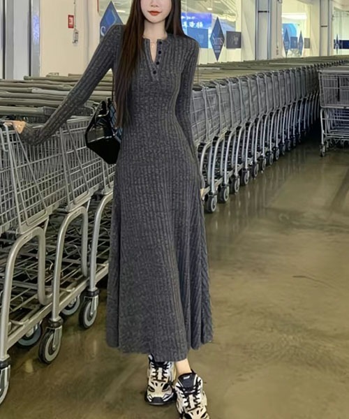未使用タグ付き♡ハーリップトゥ　ニットロングワンピース　M　アイボリー　大人気✨ 2026年最新】herlipto ニット ワンピースの人気アイテム - メルカリ