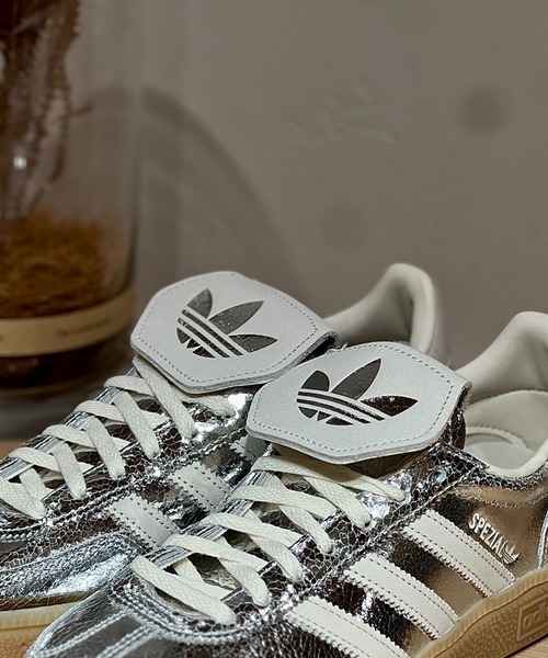 adidas spezial（adidas／ファッション）（色：シルバー系）のおすすめ