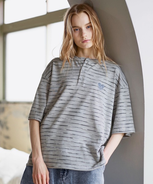 ROCHEM（ローシェン） ヘンリーネック tシャツ ハートロゴ刺繍半袖