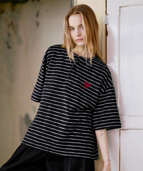 ROCHEM（ローシェン） ヘンリーネック tシャツ ハートロゴ刺繍半袖