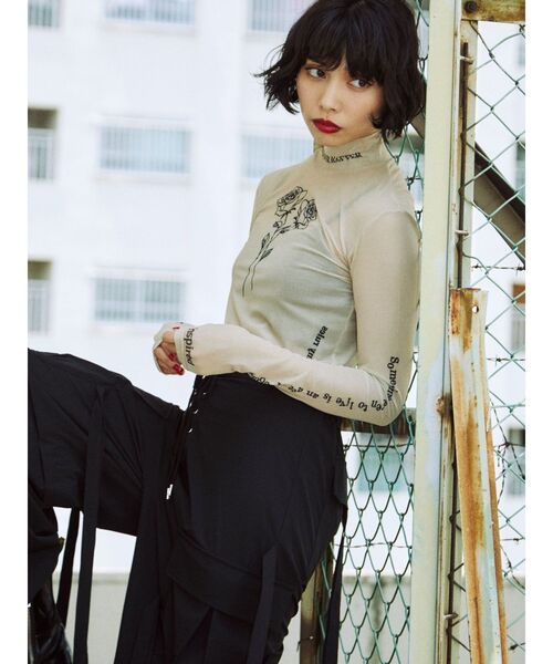 jouetie（ジュエティ） tシャツ Tシャツ tattooシアートップス