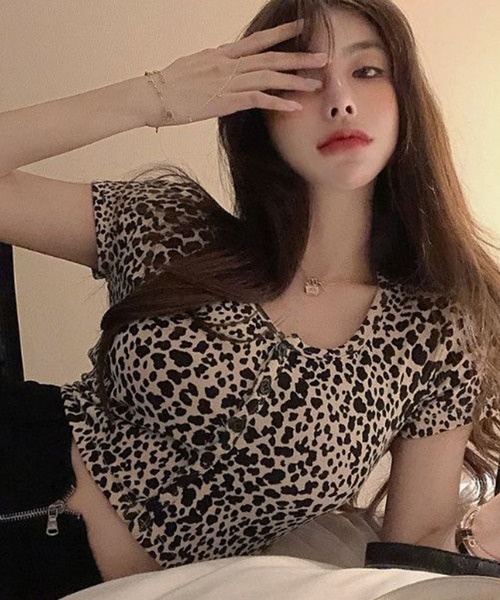 GLAMOROUS JANE（グラマラスジェーン） tシャツ ヒョウ柄フロント