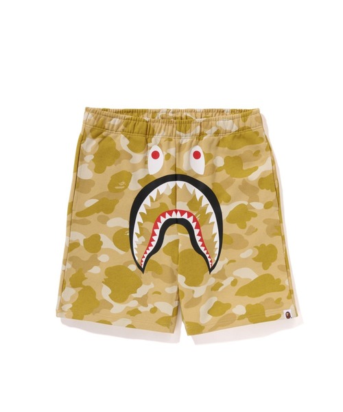 A BATHING APE メンズショート、ハーフパンツ（色：イエロー系