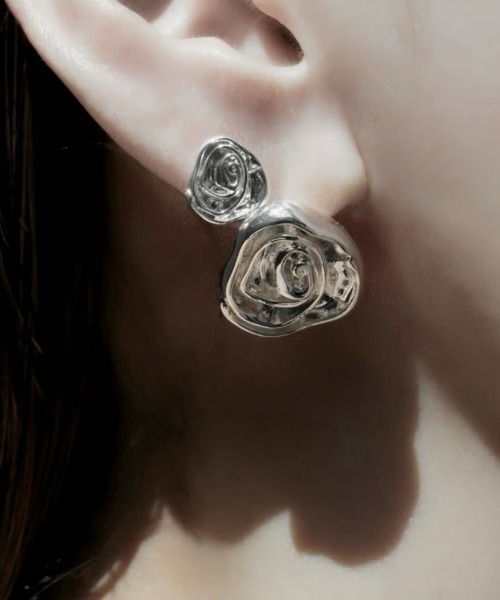 ピアス ローズ ラージ ピアス / Rose large pierce レディースの画像