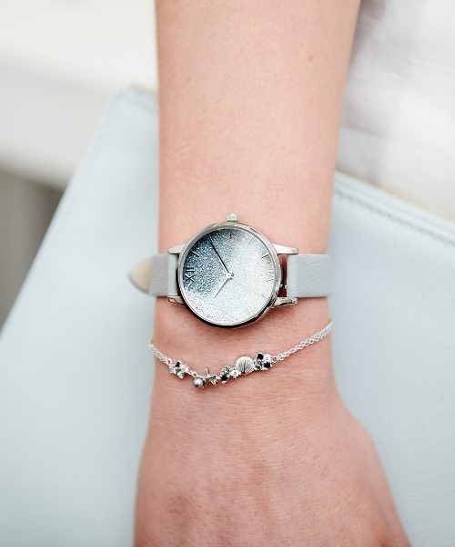 「OLIVIA BURTON」 アナログ腕時計 - ライトグレー レディース_画像4