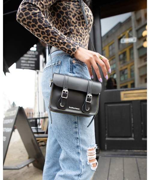【gd】Dr.Martens ドクターマーチン ショルダーバッグ Dr.Martens（ドクターマーチン） ショルダーバッグ バッグ 7インチ