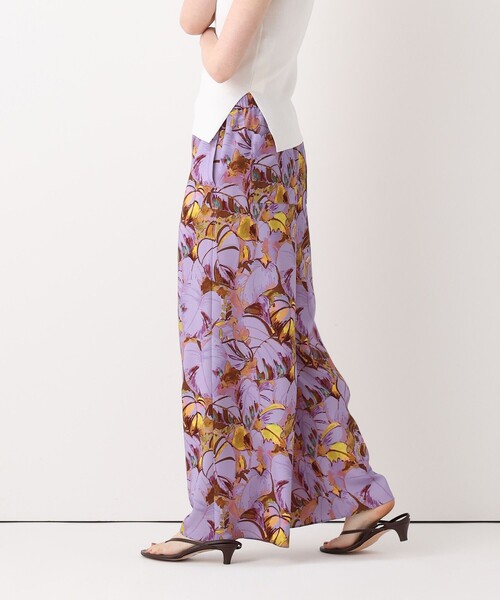 ワイドパンツ パンツ ボタニカルプリントパンツ レディースの画像