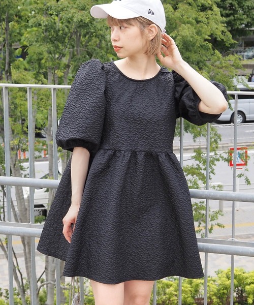 Doux. エンボスシャツ　ブラック tiptop シャツ ブラウス エンボス後ろリボンチュニックブラウス