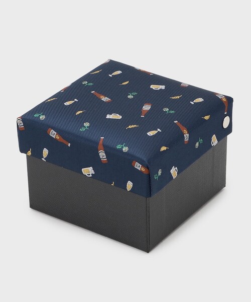新品 TAKEO KIKUCHI お酒柄 ブルーネクタイ＆タイバーBOXセット お酒柄】ブルーネクタイ＆タイバー BOXセット（ネクタイ