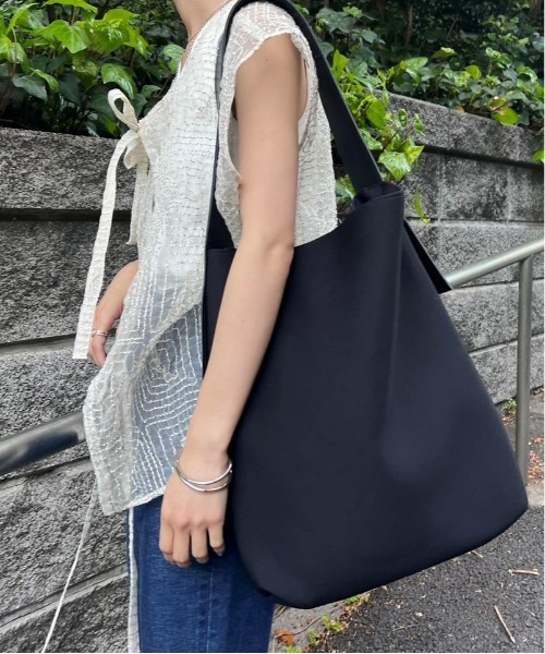 新品未使用　MOUSSY ショルダーバッグ　マウジー　ブラック MOUSSY(マウジー) / ショルダーバッグ/レザー/BLK | 中古品の