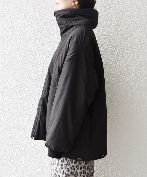 THAMANYAH 中綿 パフコート ダブルジップ ブラック 44 THAMANYAH 中綿 パフコート ダブルジップ ブラック 44