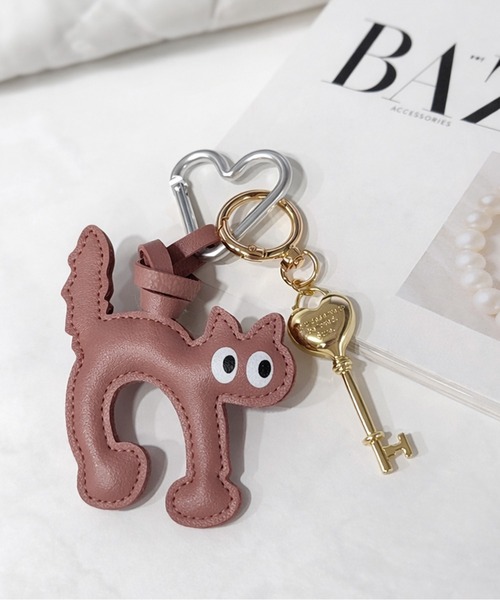 8/26、9点 兎 猫 チャーム オルゴナイト キーホルダー まとめ売り NOLITA LABORATORY チャーム 「 NOLITA / ノリータ 」ネコモチーフ PU