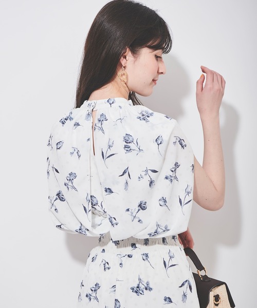 31 Sons de mode ワンピース ケープ風フラワープリント