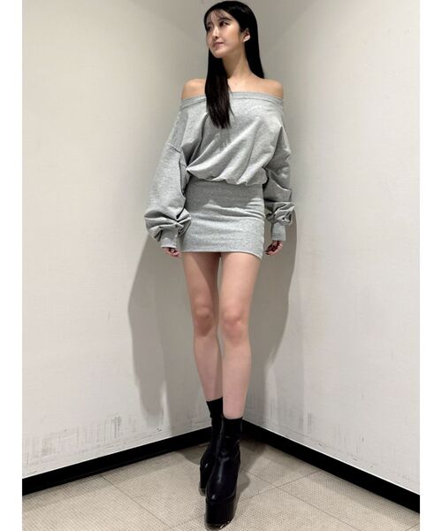 GYDA ワンピース GDドッキングオフショルスウェットワンピース