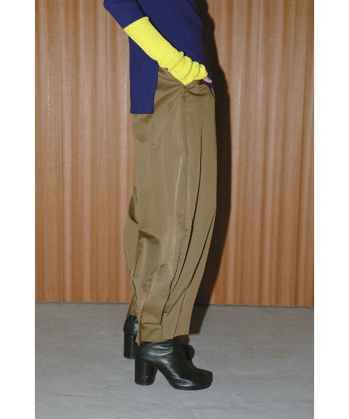 美品　ONMO TUCK DESIGN COCOON PT オーエムエムオー OMMO ONLINE STORE / TUCK DESIGN COCOON PT