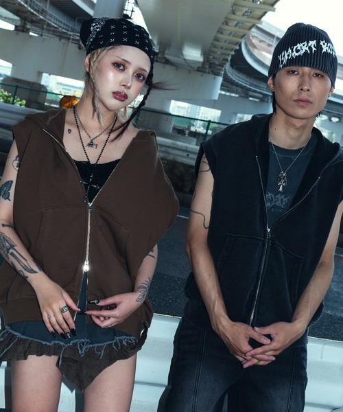 SHORT ROUND パーカー SHORT ROUND/ショートノースリーブZIPパーカー