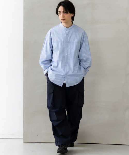 シャツ +phenix(プラスフェニックス)SEAM POCKET BAND COLLAR SHIRT / シームポケット バンドカラーシャツ メンズの画像