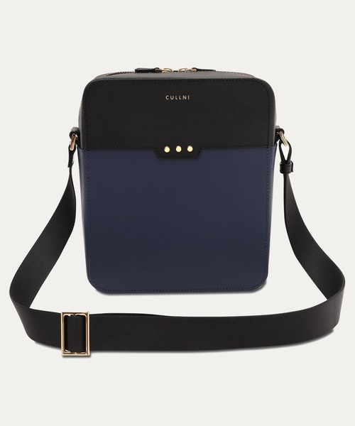 CULLNI（クルニ） ショルダーバッグ Square leather shoulder bag