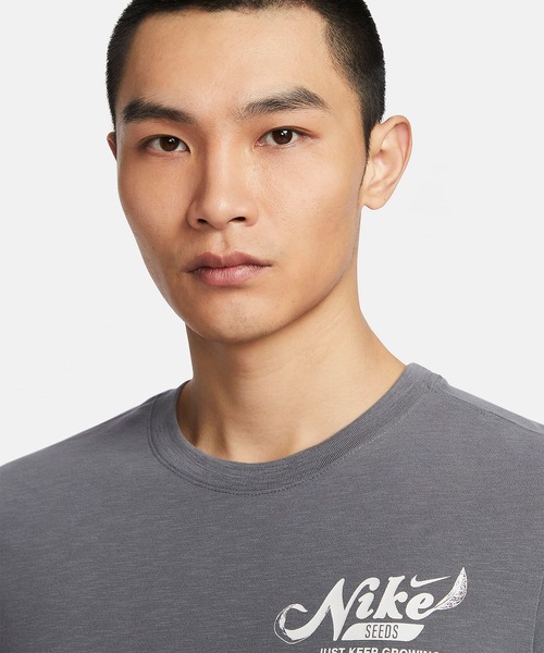 NIKE☆ナイキ Tシャツ グラフィック 速乾 レギュラーシルエット セール】NIKE/ナイキ 半袖TEE Tシャツ グラフィック 速乾