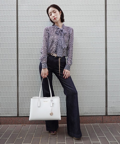 MICHEAL KORS ストレッチデニム ベルテッド フレア ジーンズ MICHAEL KORS ジーンズ デニム デニムパンツ ストレッチデニム