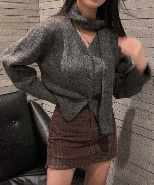 ルネ♡スカラップカーディガン leune（ルネ） カーディガン チョーカーマフラー付きVネッククロップ