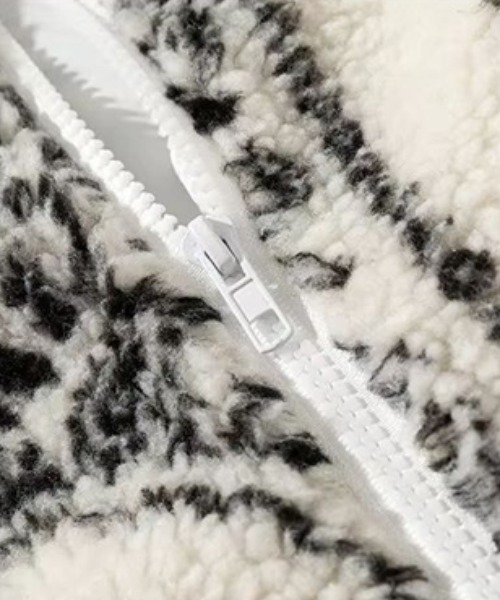 ブルゾン アウター 「WARAIJOGO」ペイズリー柄ボアジャケット(NEZ