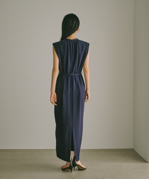 anuans ワンピース トリアセテートスキッパーネックワンピース